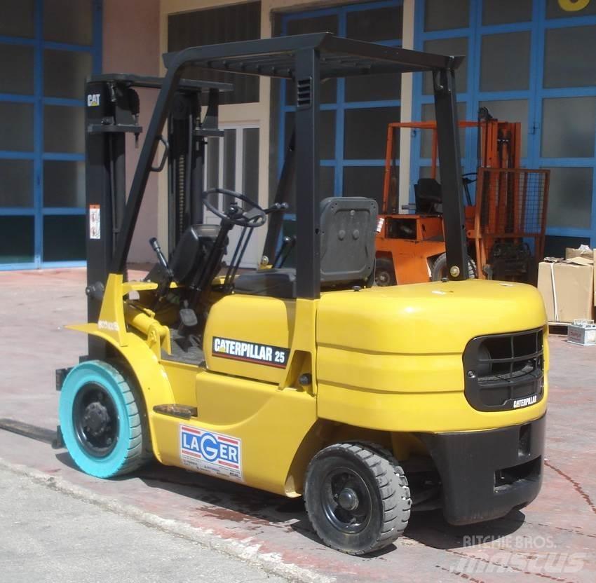 CAT GP25 Wózki LPG