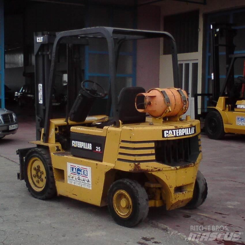 CAT GP25-2 Wózki LPG