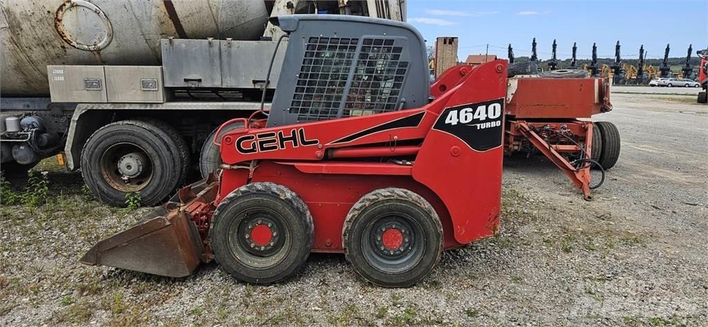 Gehl 4640 - TURBO Maszyny budowlane - Inne