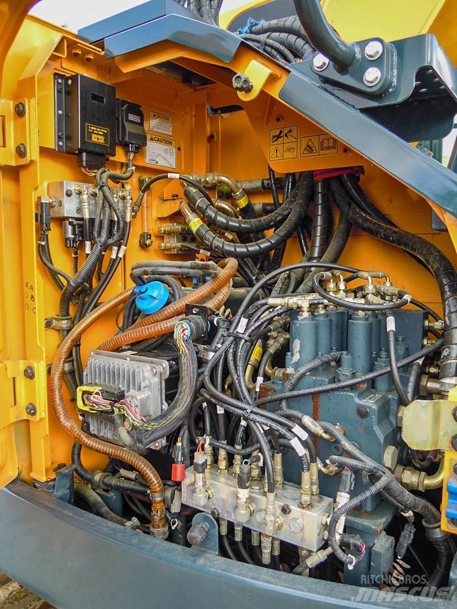 Hyundai HX145LCR Koparki gąsienicowe