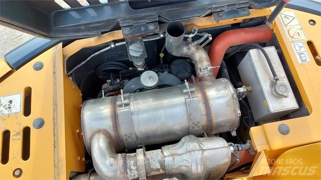 Hyundai HX145LCR Koparki gąsienicowe