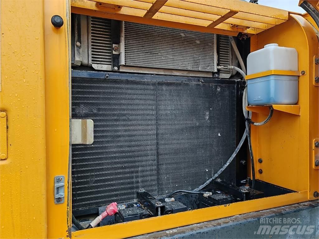 Hyundai R250NLC-7A Koparki gąsienicowe