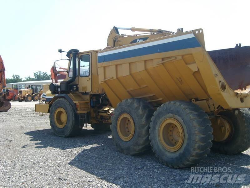 Komatsu HA270-3 Wozidła przegubowe