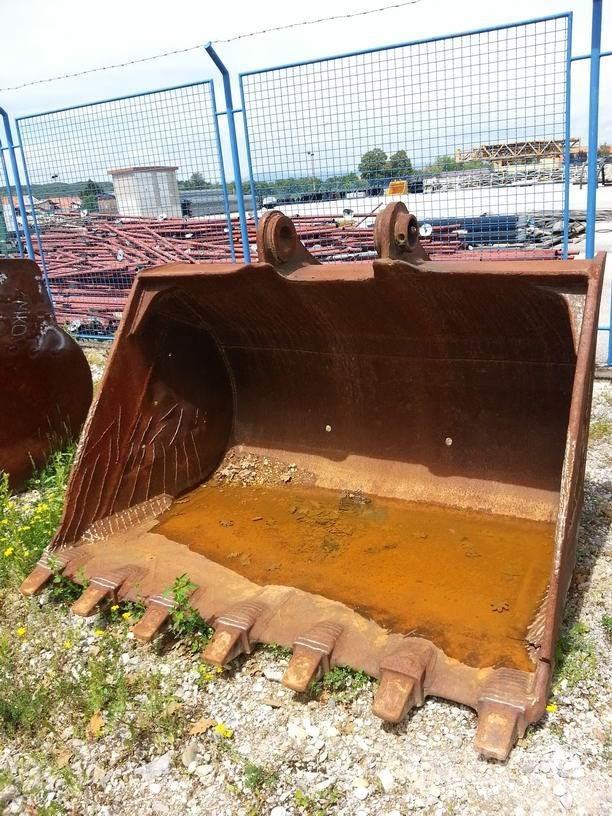  KORPA / BUCKET 1350mm Maszyny budowlane - Inne