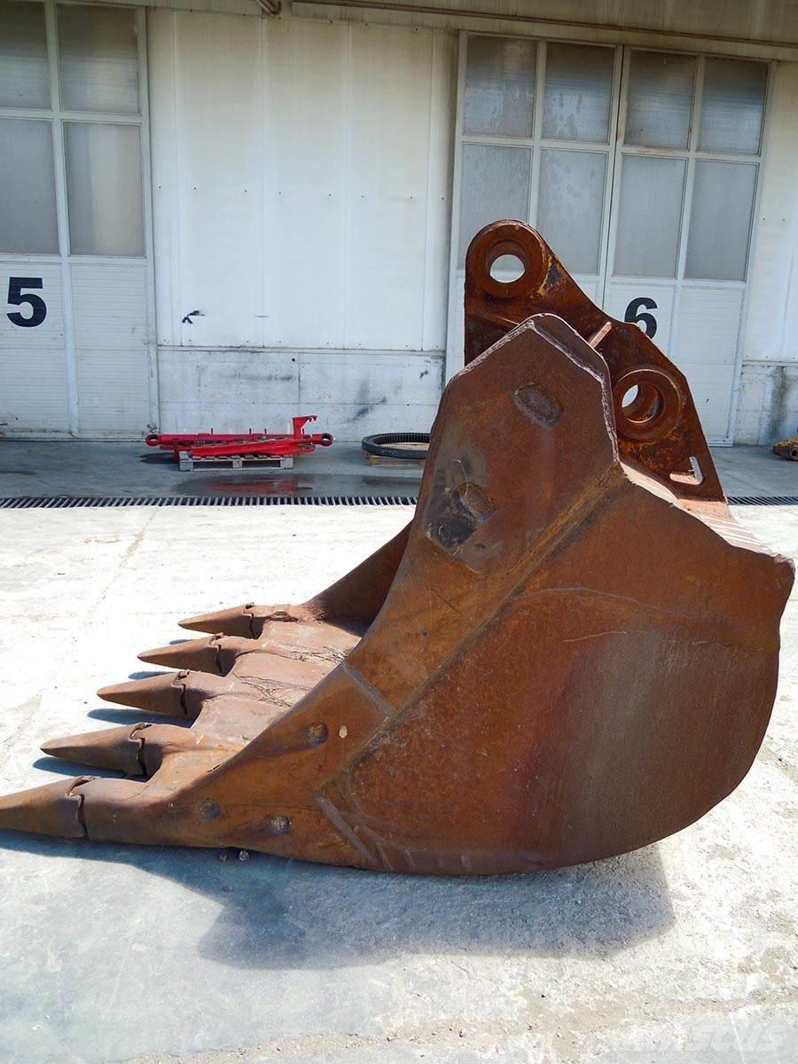 KORPA / BUCKET 1850mm 3,5m3 Maszyny budowlane - Inne
