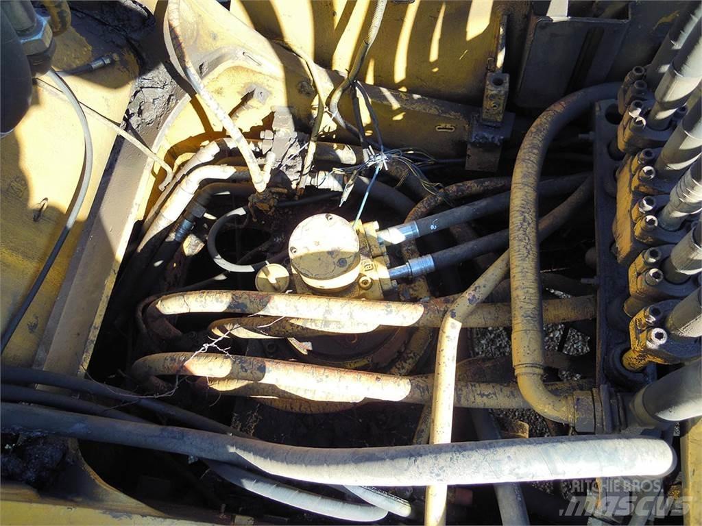 Liebherr R932HDSL Koparki gąsienicowe