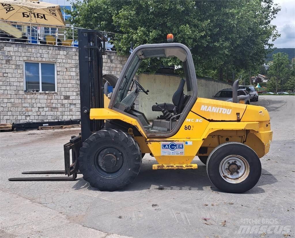 Manitou MC 30 Wózki Diesla