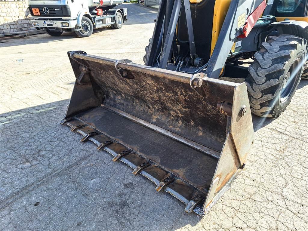 Mecalac TLB890PS Koparko-ładowarki
