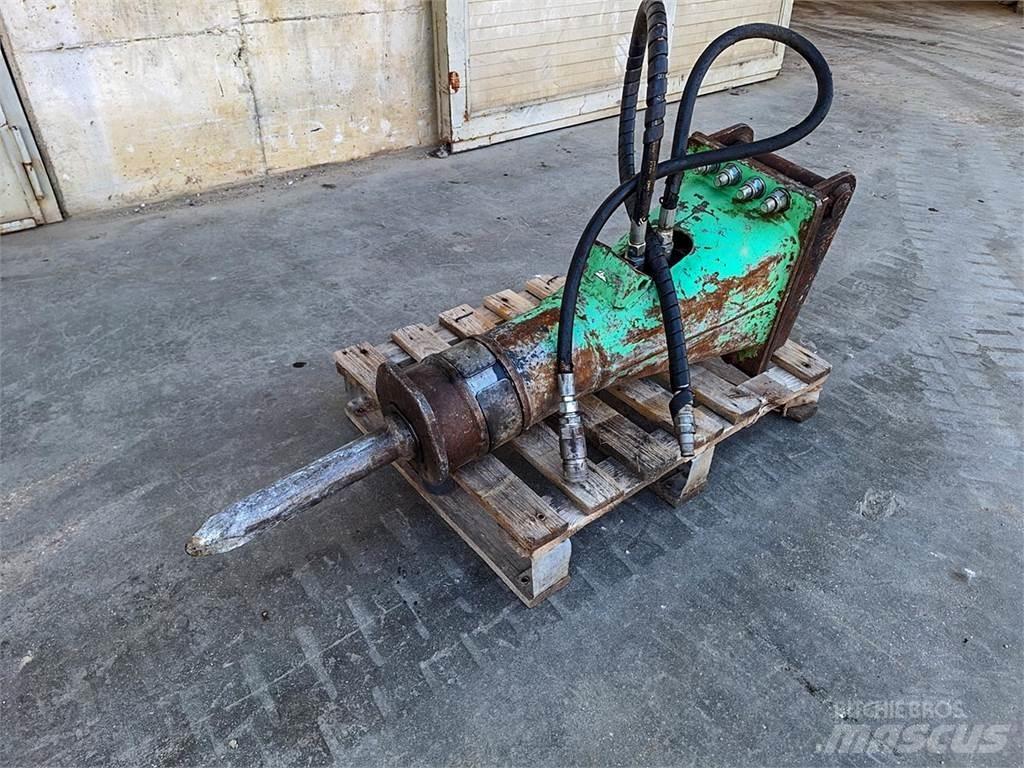 Montabert SC16 Hydrauliczne młoty do palowania