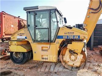 Stavostroj STA VH 700 AK Walce dwubębnowe