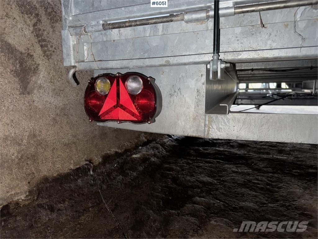 Bateson 26PL Lekkie przyczepy