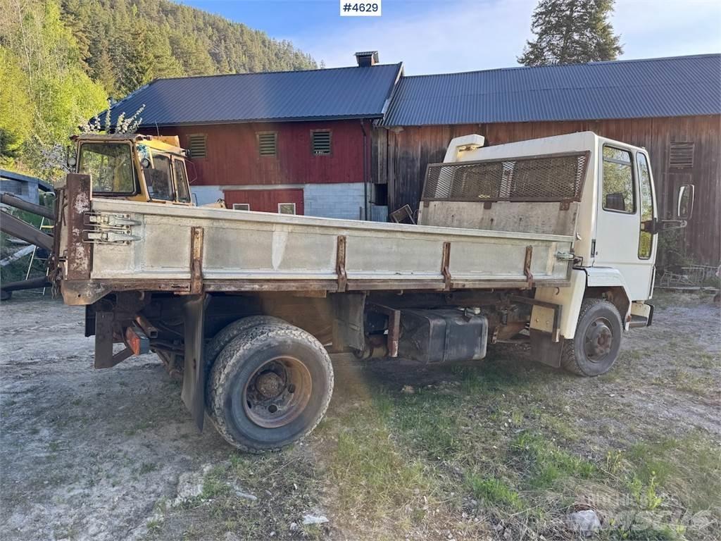 Ford Cargo 0813 Samochody ciężarowe ze skrzynią zamkniętą