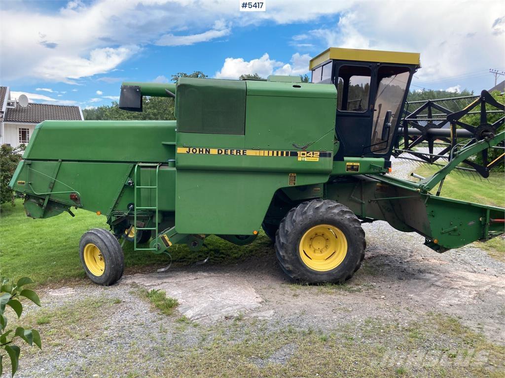 John Deere 1042 Kombajny zbożowe