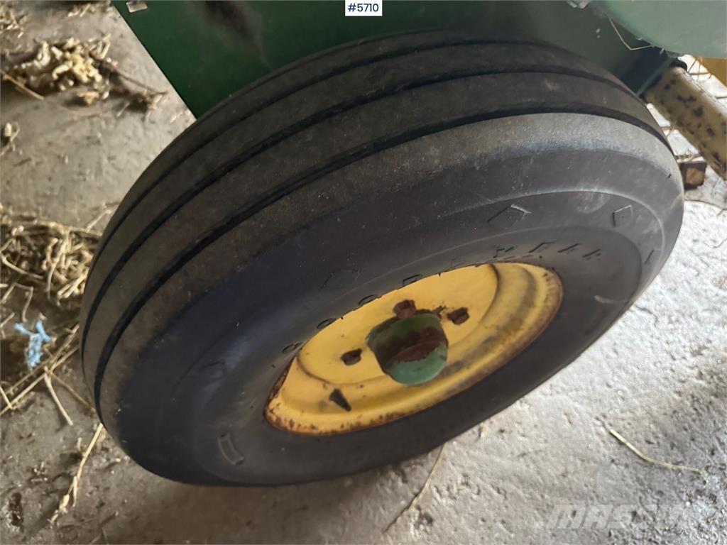 John Deere 336 Inny sprzęt żniwny