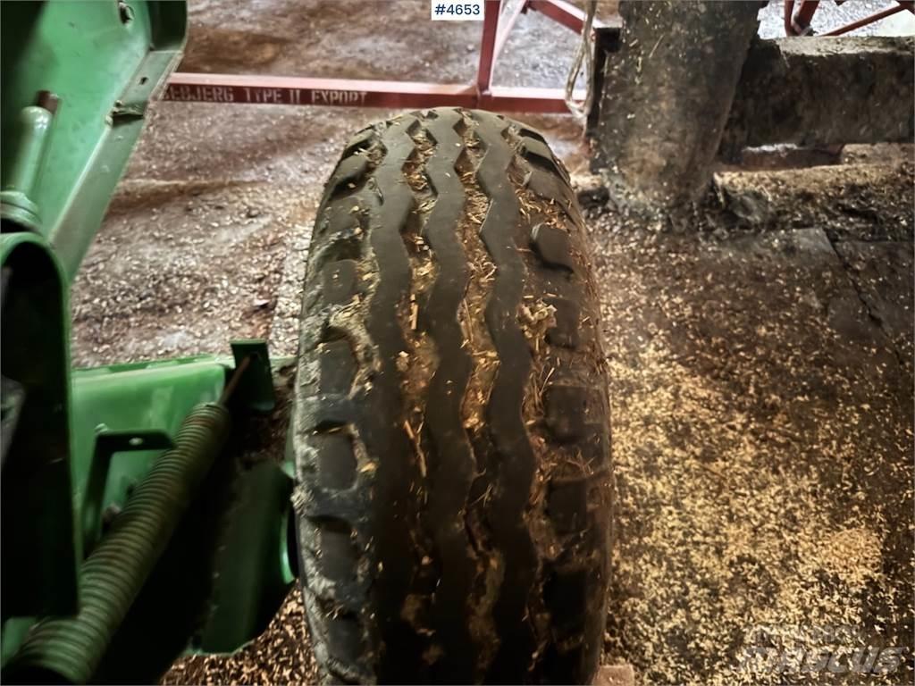 John Deere 545 Inny sprzęt żniwny