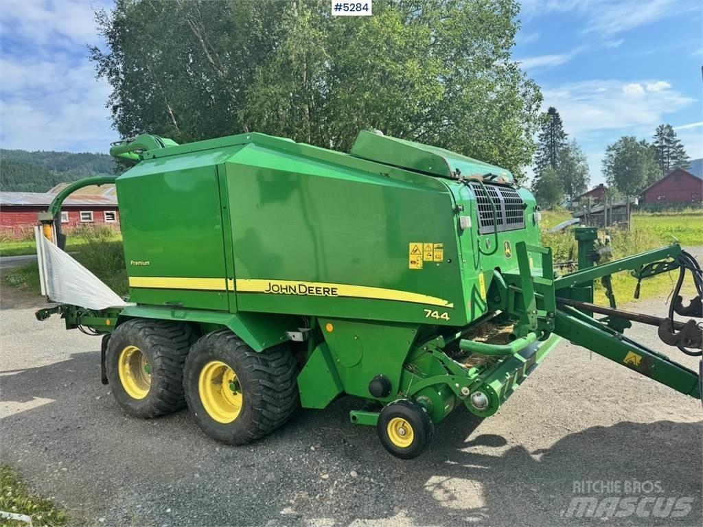 John Deere 744 Inny sprzęt żniwny