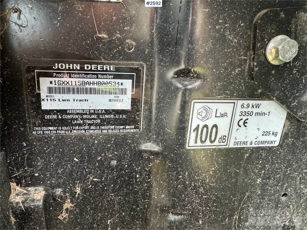 John Deere X115R Ciągniki rolnicze