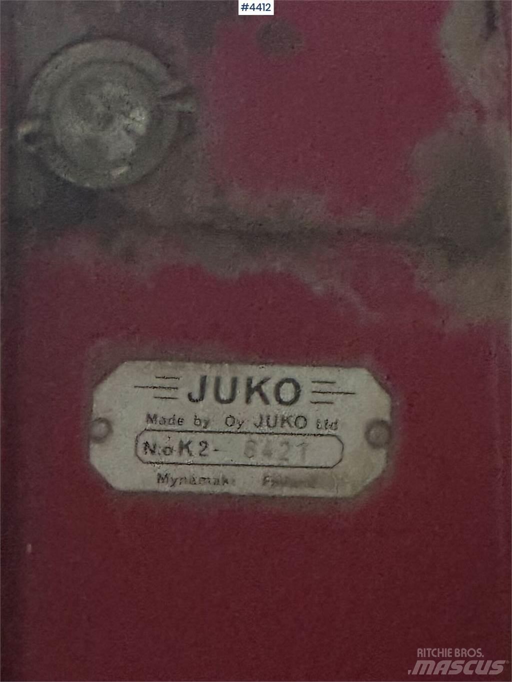 Juko Såmaskin Inne maszyny do nawożenia
