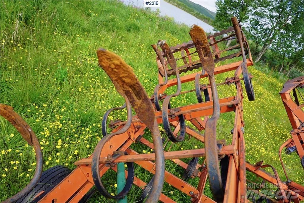Kverneland Harv Inne maszyny i akcesoria uprawowe