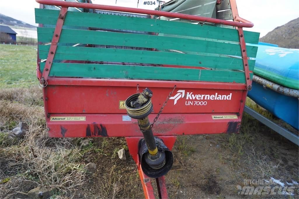 Kverneland UN7000 Wozy paszowe