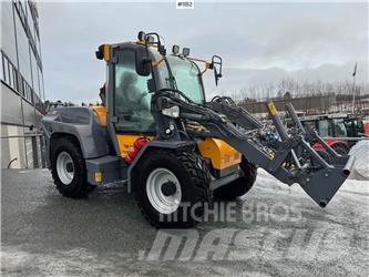 LM Trac 587 Ładowarki wielofunkcyjne