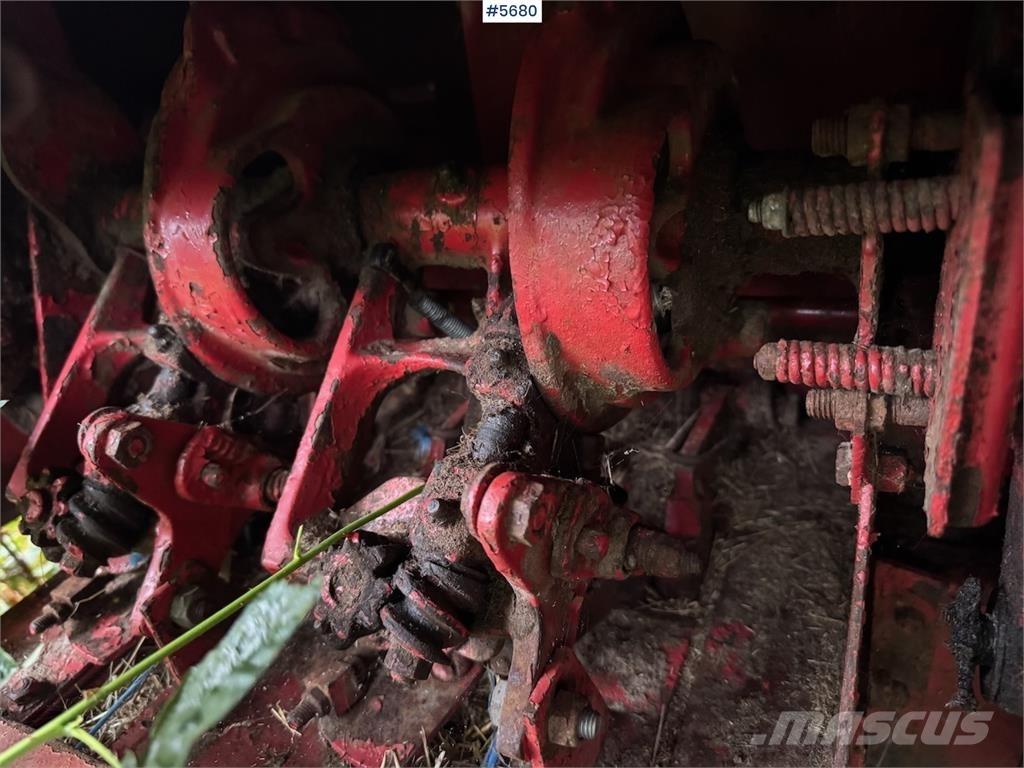 New Holland 268 Inny sprzęt żniwny