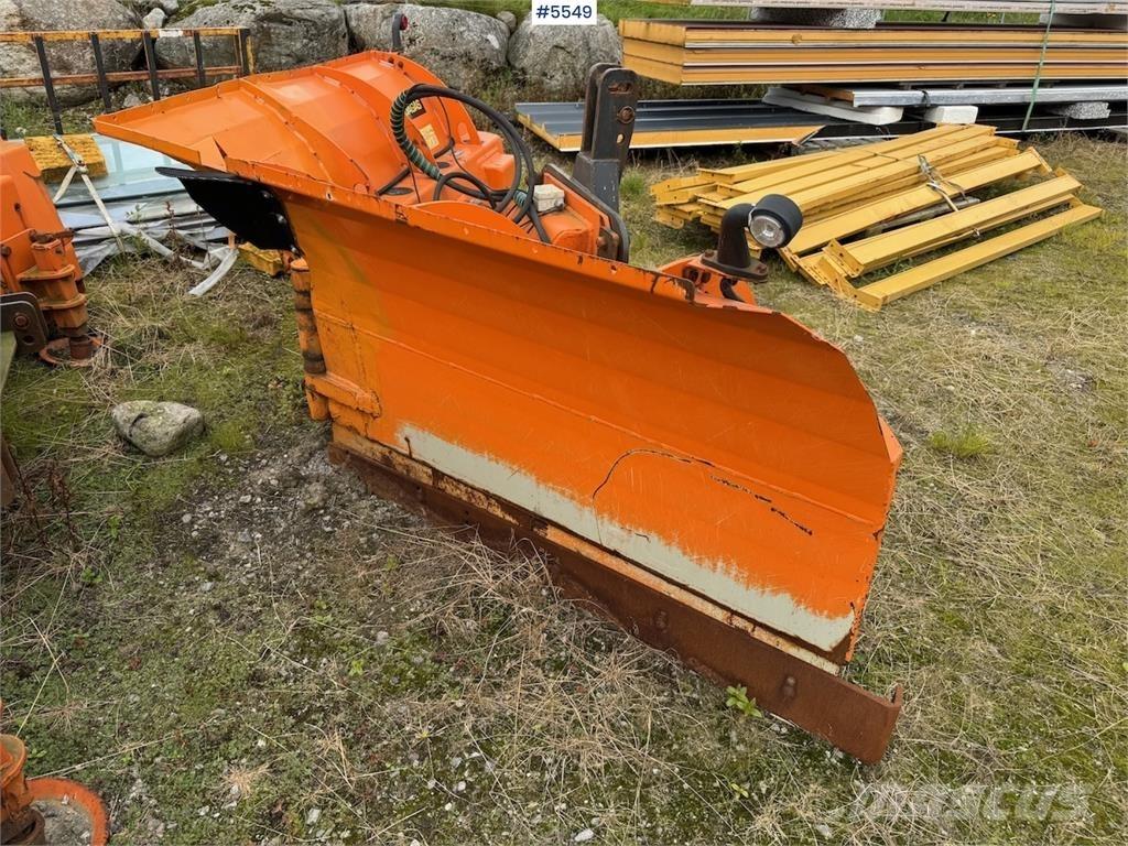 Padagas SSVL 32 Lemiesze i pługi śnieżne
