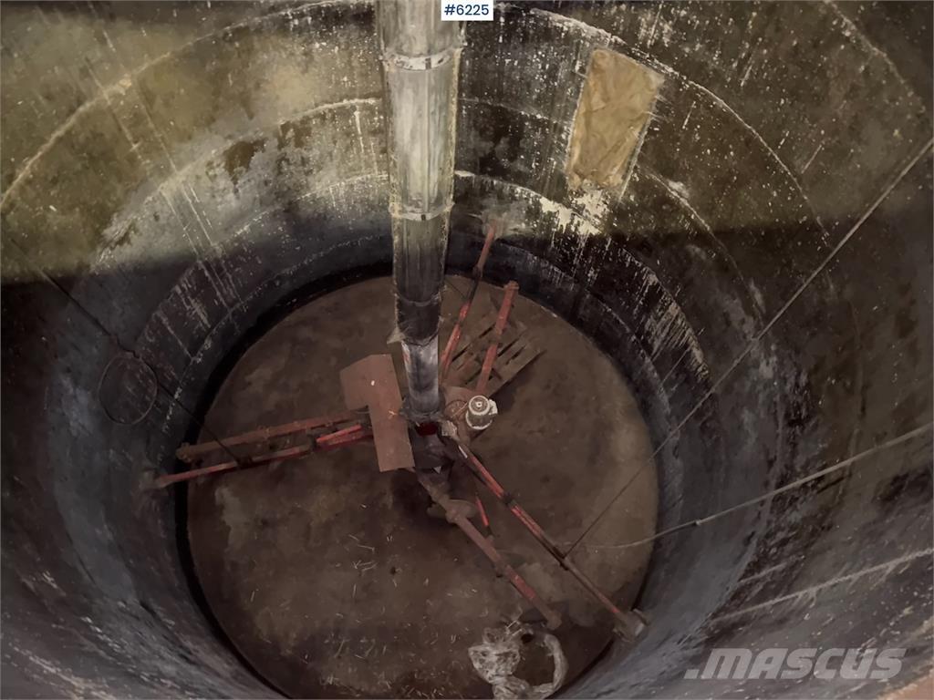 TKS Fylltømmer. Inne akcesoria do ciągników