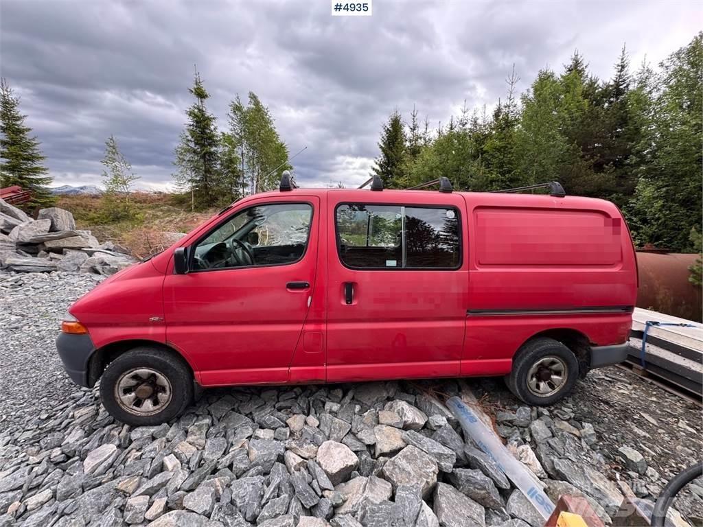 Toyota Hiace 4WD Busy / Vany