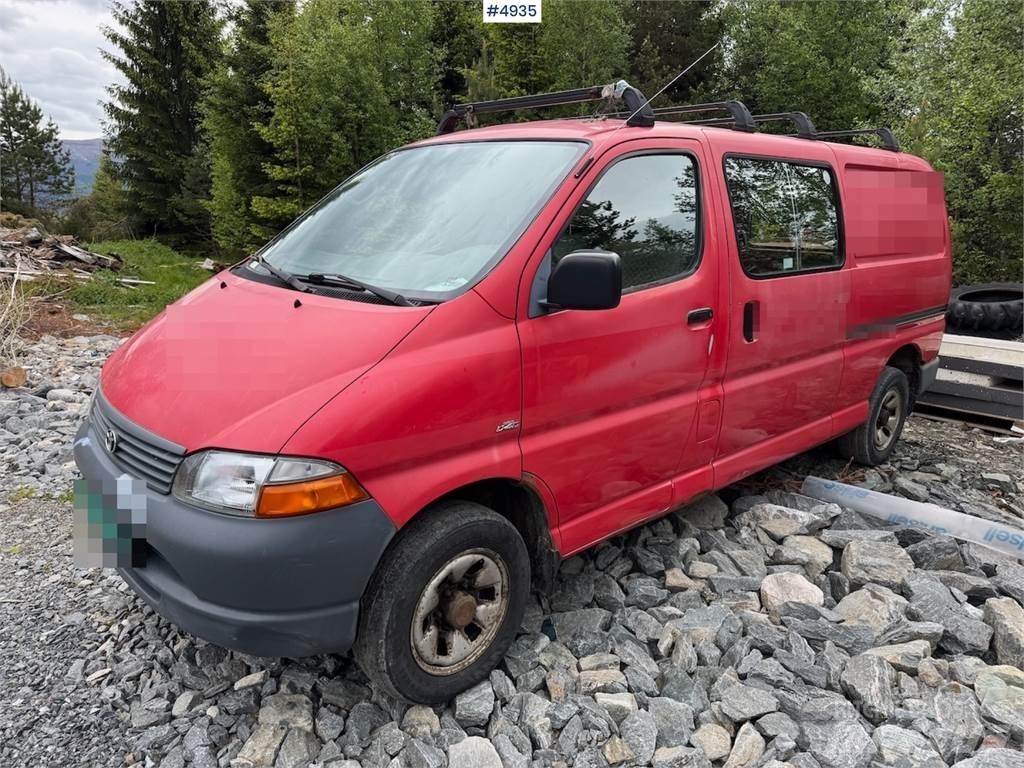 Toyota Hiace 4WD Busy / Vany