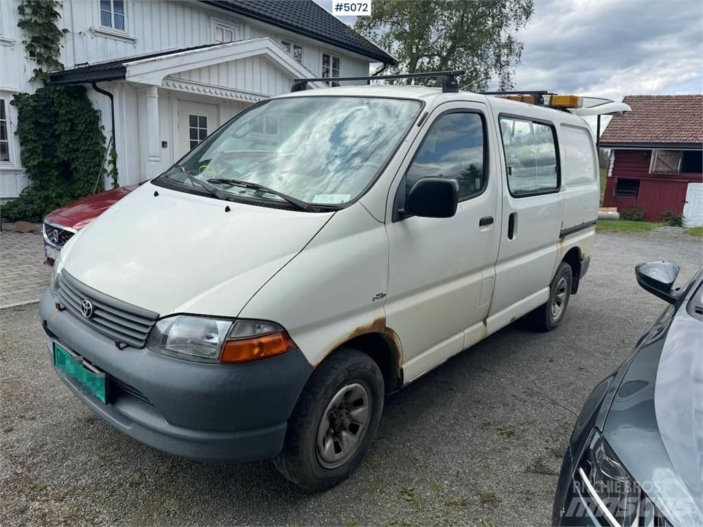 Toyota Hiace 4WD Busy / Vany