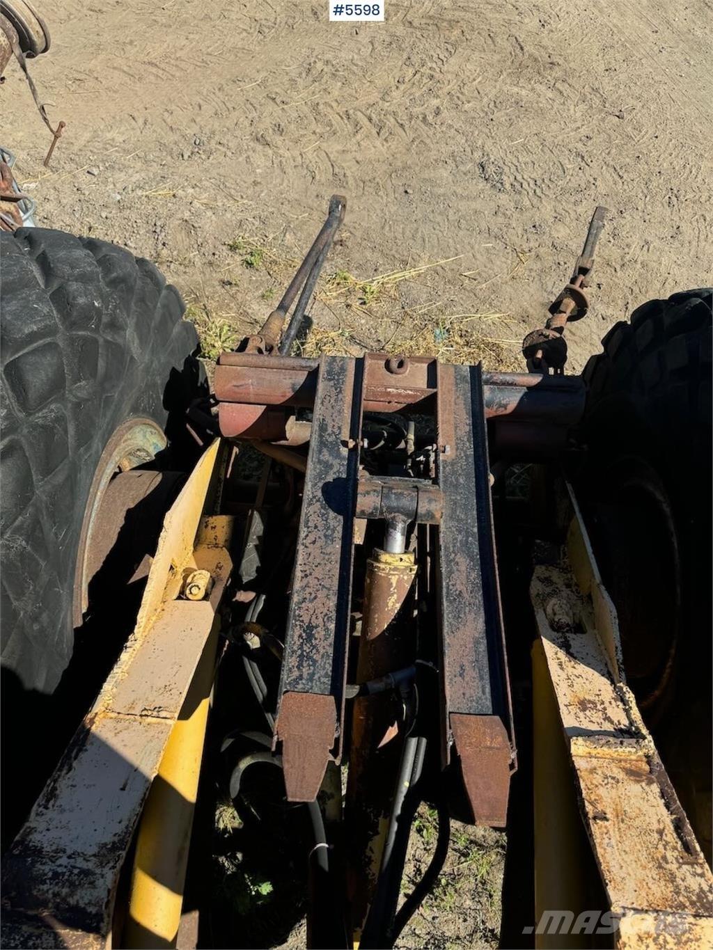  Traktor Selvbygd Ciągniki rolnicze