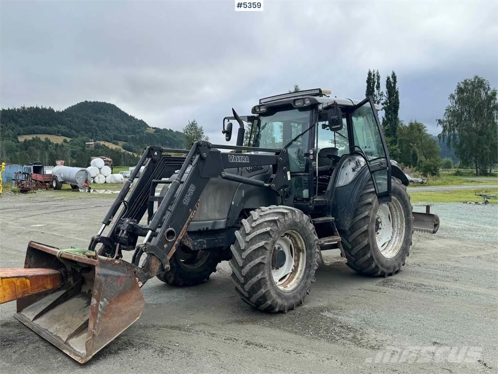 Valtra M120-4 Ciągniki rolnicze