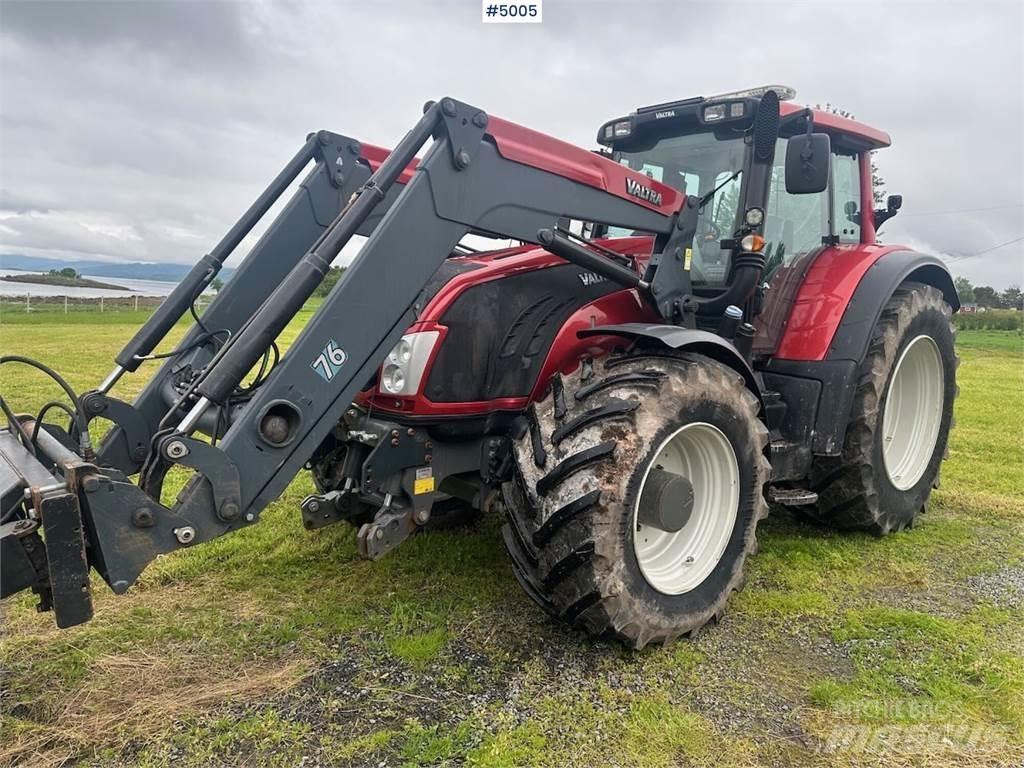 Valtra T213 Ciągniki rolnicze