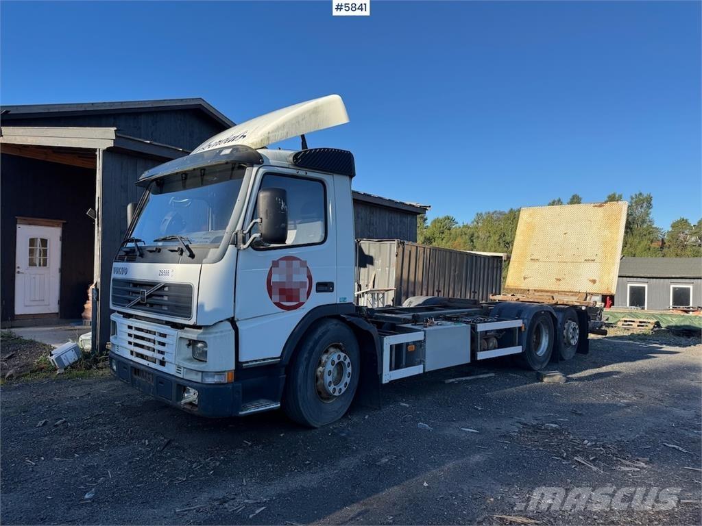 Volvo FM 6x2. Inne
