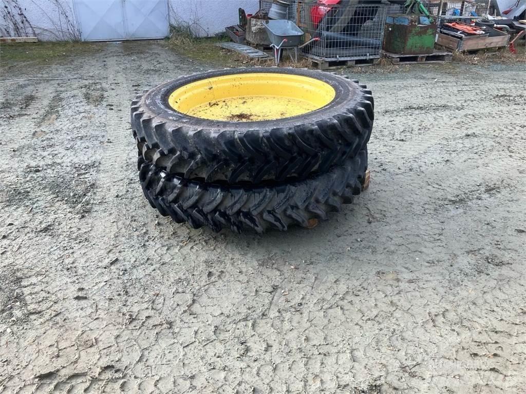  12.4 R 42 Maszyny rolnicze - Inne