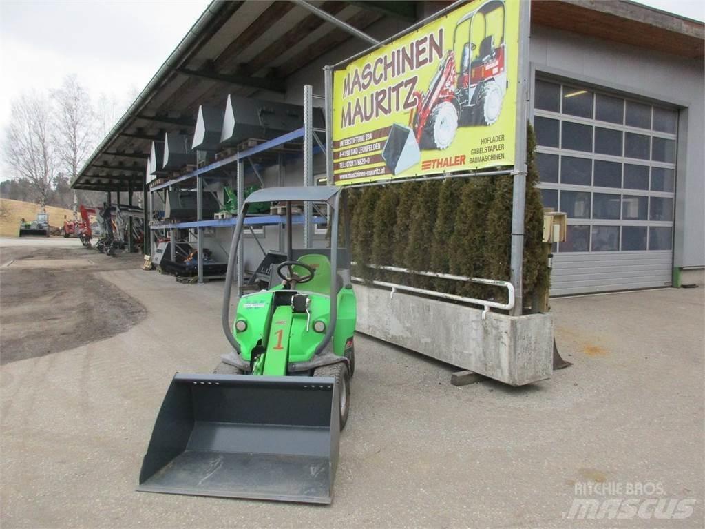 Avant 225 Ładowacze i koparki czołowe