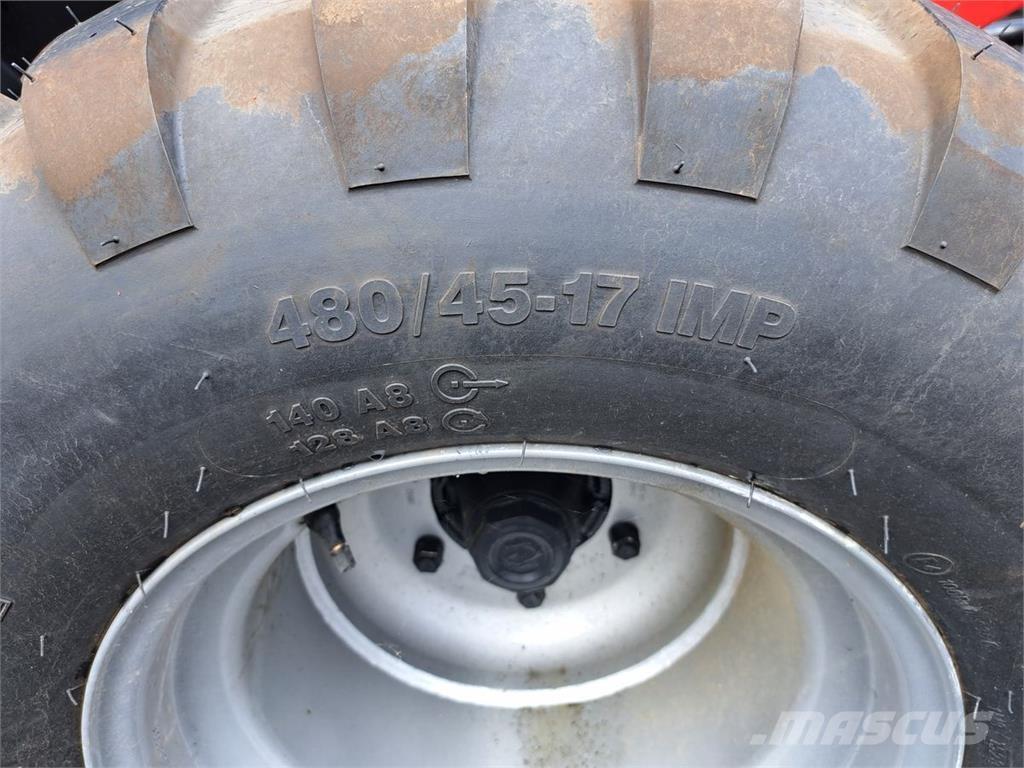Case IH RB 344 Prasy zwijające