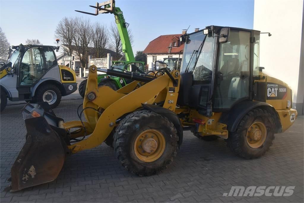 CAT 906M Ładowarki kołowe