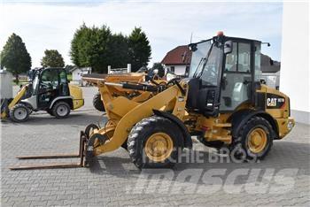 CAT 907M Ładowarki kołowe