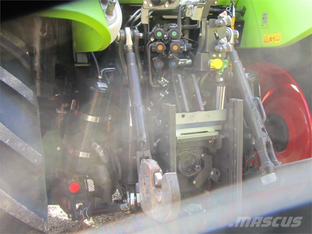 CLAAS Arion 440 Ciągniki rolnicze