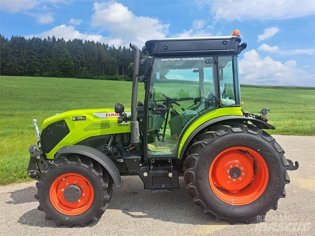 CLAAS Nexos 240 XL Ciągniki rolnicze