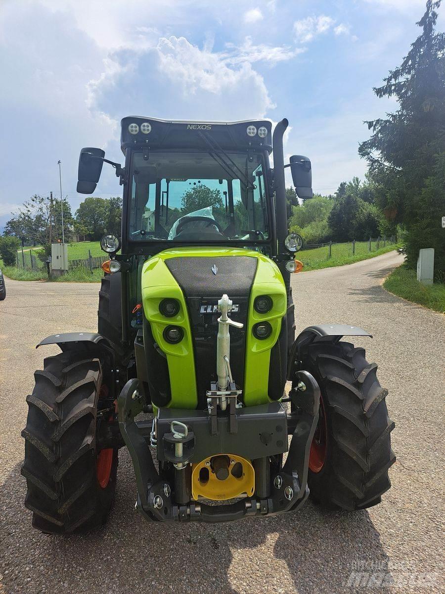 CLAAS Nexos 240 XL Ciągniki rolnicze