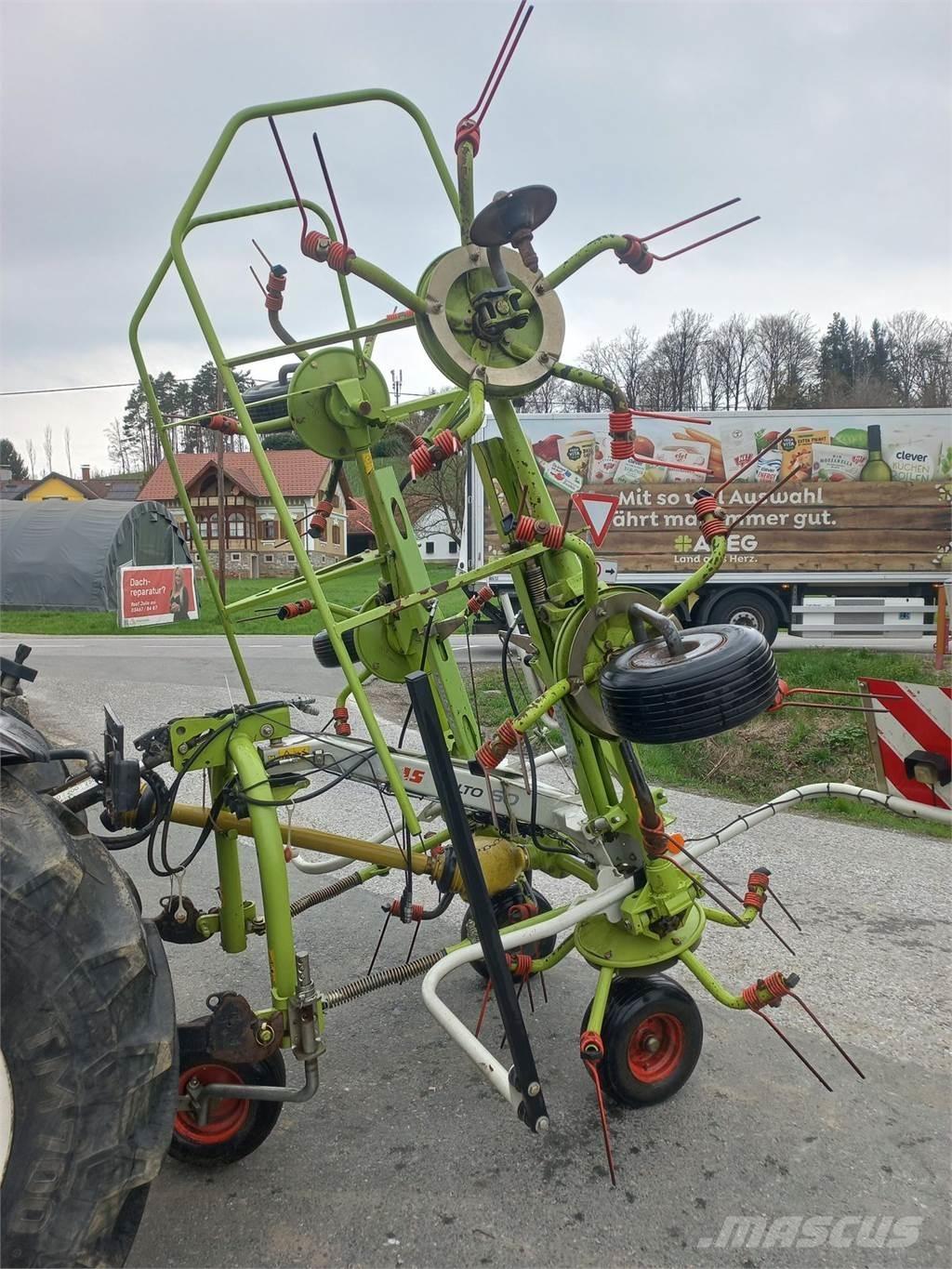 CLAAS Volto 600 Zgrabiarki i przetrząsacze