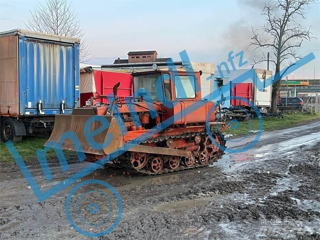  DT 75 Raupe Ciągniki rolnicze