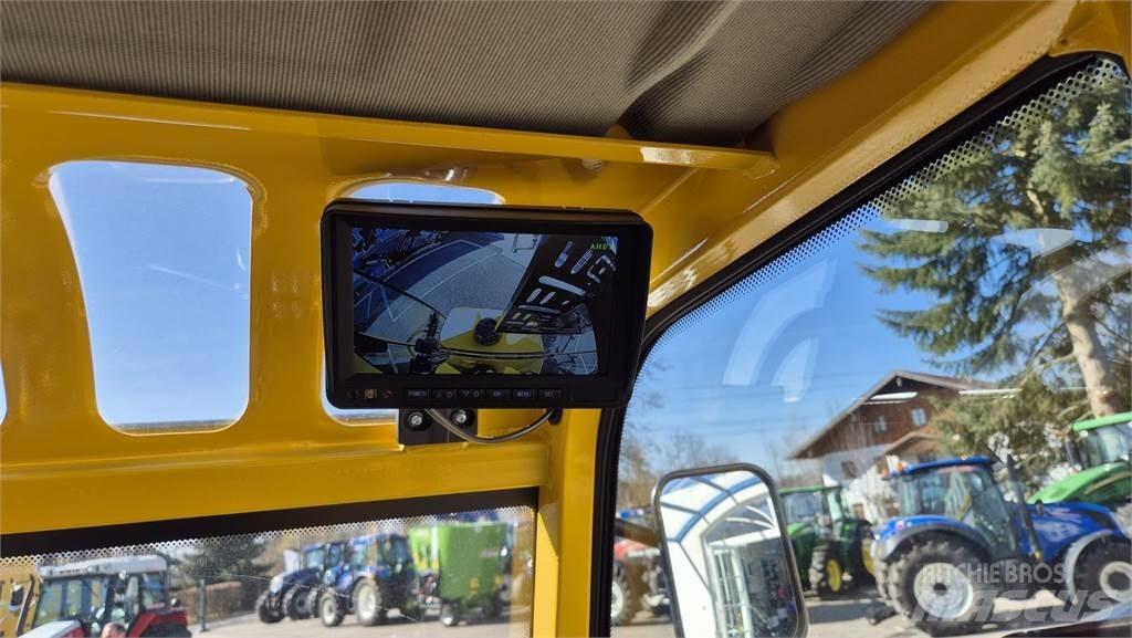 Eurotrac W12 s Ładowacze i koparki czołowe