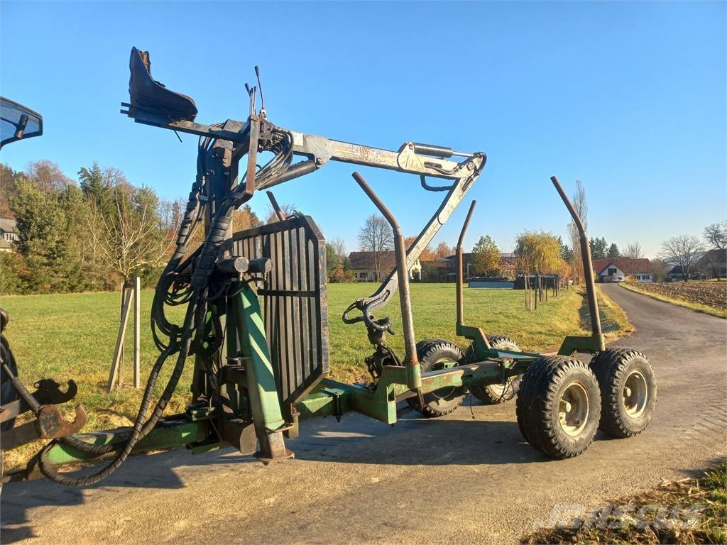 Farma 6to Przyczepy leśne