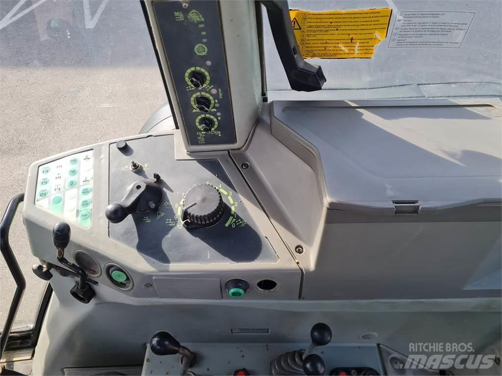 Fendt Favorit 818 Ciągniki rolnicze