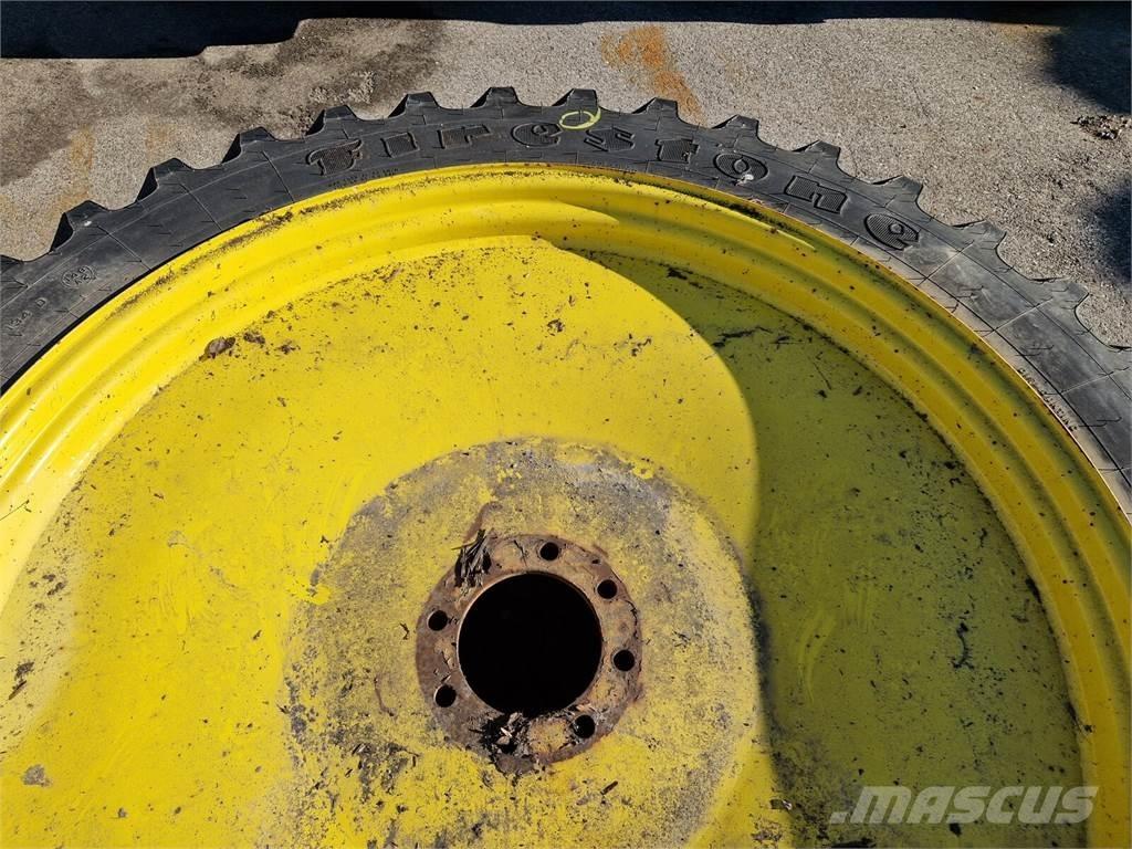 Firestone 230/95R44 Opony, koła i felgi