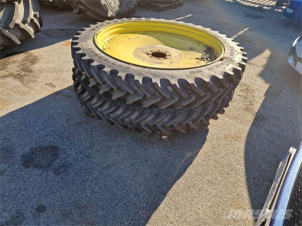 Firestone 230/95R44 Opony, koła i felgi